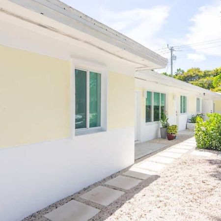 Newly Renovated Stylish Studio In El Portal #2 Miami Eksteriør billede