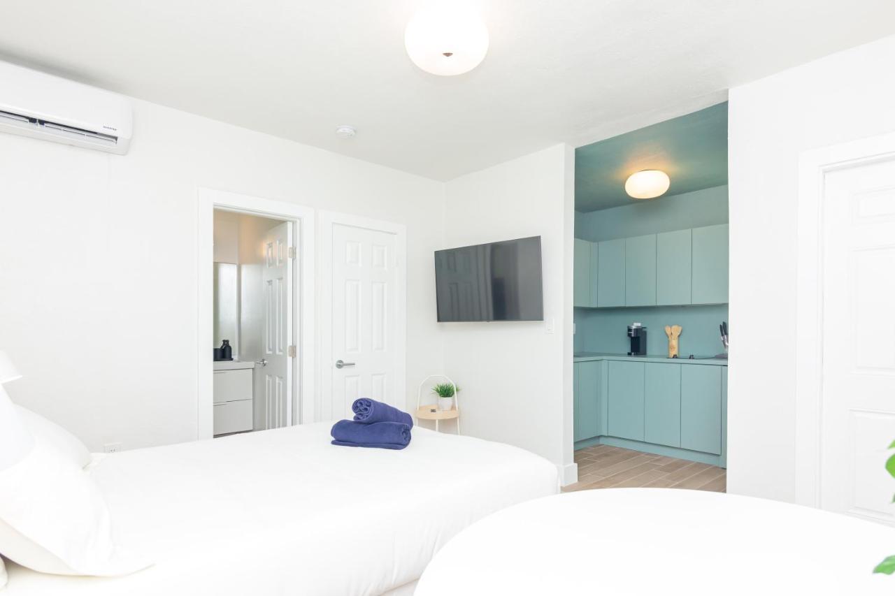 Newly Renovated Stylish Studio In El Portal #2 Miami Eksteriør billede