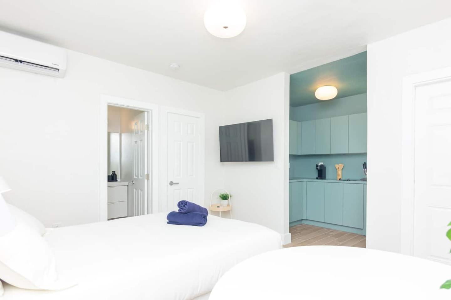 Newly Renovated Stylish Studio In El Portal #2 Miami Eksteriør billede